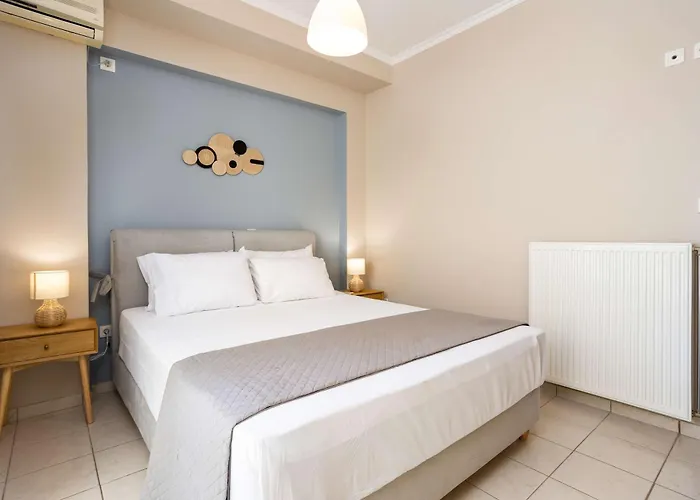 Nest - Ypapanti Cozy & Bright Getaway