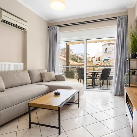 Nest - Ypapanti Cozy & Bright Getaway *