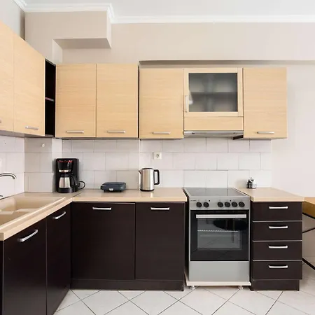 Nest - Ypapanti Cozy & Bright Getaway