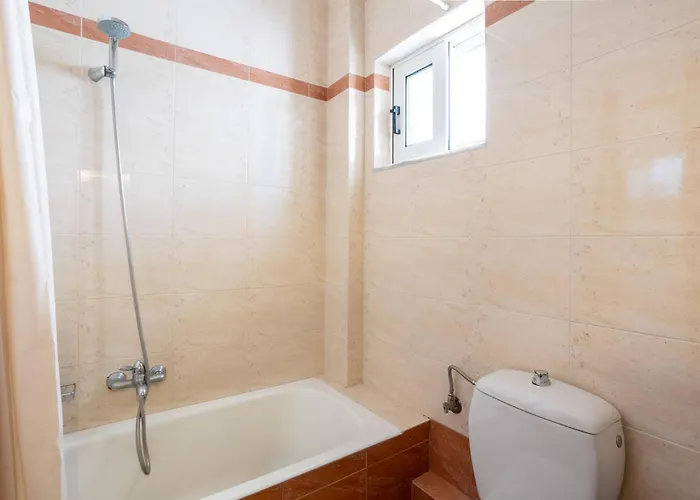 Nest - Ypapanti Cozy & Bright Getaway Kalamata