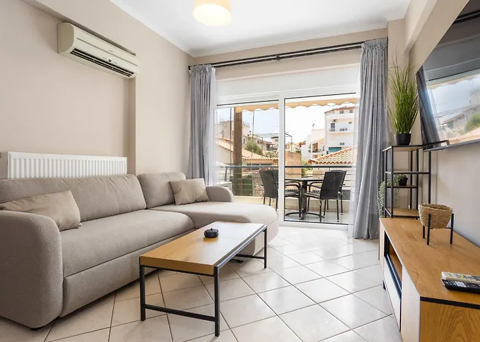 Nest - Ypapanti Cozy & Bright Getaway *