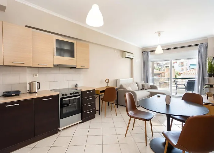 Nest - Ypapanti Cozy & Bright Getaway 아파트 *